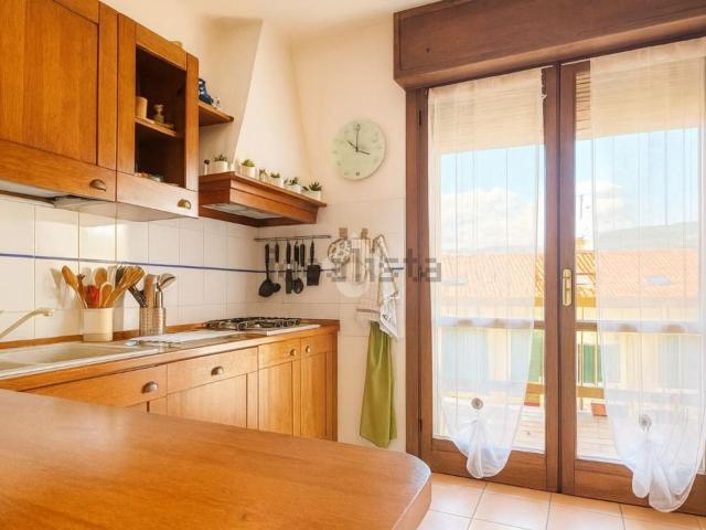 Appartamento in vendita di 94 m² in Via Cisa Sud, 287