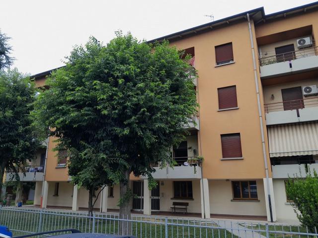 Appartamento in vendita di 94 m² in Via Donato Bramante, 3