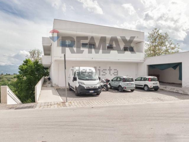 Appartamento in vendita di 94 m² in Via Duca degli Abruzzi
