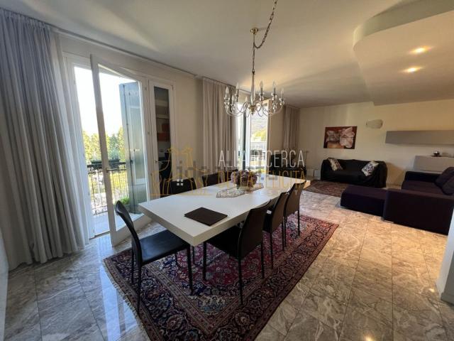 Appartamento in vendita di 94 m² in Via F. Baratto, 2