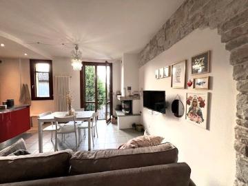Appartamento in vendita di 94 m² in Via Famiglia Sacrati