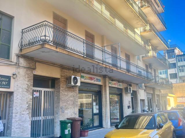 Appartamento in vendita di 94 m² in Via Felice Paradiso, 16
