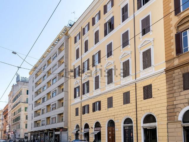 Appartamento in vendita di 94 m² in Via Flaminia