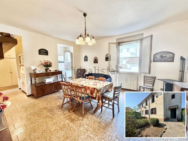 Appartamento in vendita di 94 m² in Via Fratelli Rosselli, 5