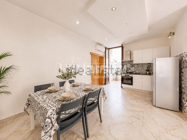 Appartamento in vendita di 94 m² in Via Giuseppe Sarno, 1