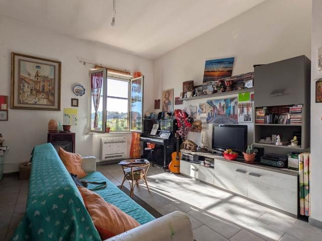 Appartamento in vendita di 94 m² in Via Isca, 6
