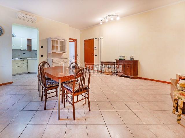 Appartamento in vendita di 94 m² in Via Lodovico Cendrata, 6