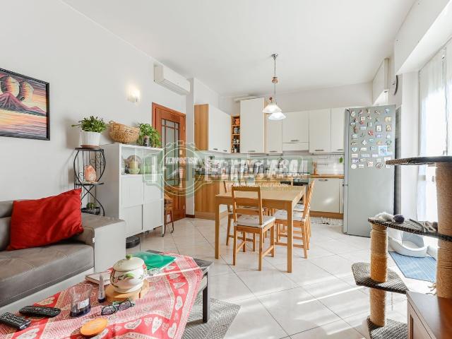 Appartamento in vendita di 94 m² in Via Ludovico Ariosto, 10