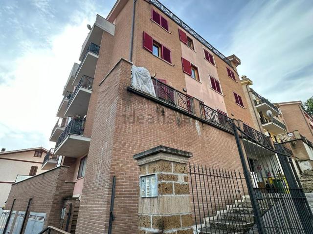 Appartamento in vendita di 94 m² in Via Marzabotto