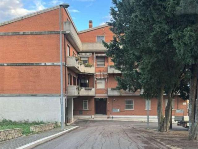 Appartamento in vendita di 94 m² in Via Montecassino, 10
