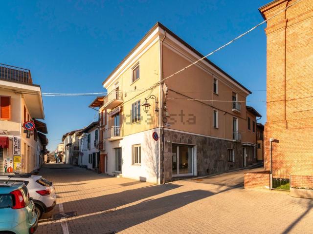 Appartamento in vendita di 94 m² in Via Nazario Sauro, 3