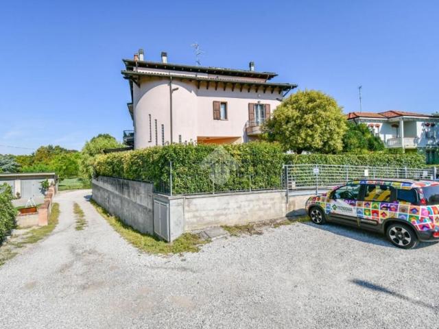 Appartamento in vendita di 94 m² in Via Nazionale, 31