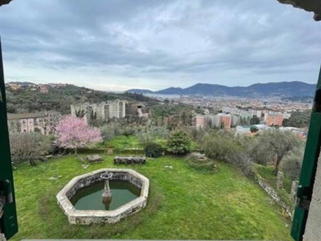 Appartamento in vendita di 94 m² in Via Privata da Passano