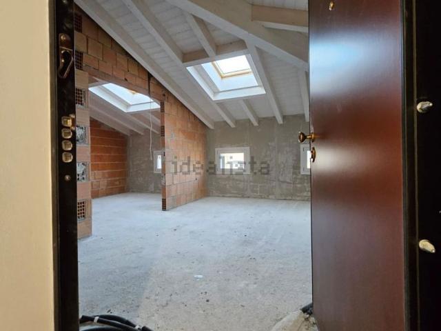 Appartamento in vendita di 94 m² in Via Roma, 25