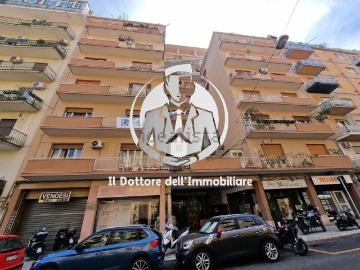 Appartamento in vendita di 94 m² in Via Sampolo