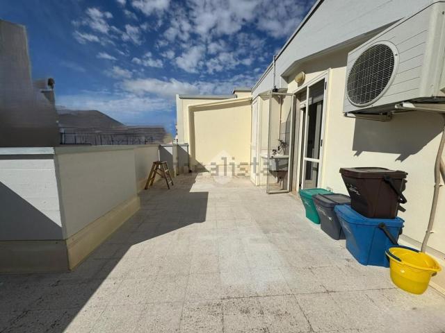 Appartamento in vendita di 94 m² in Via Santeramo in Colle