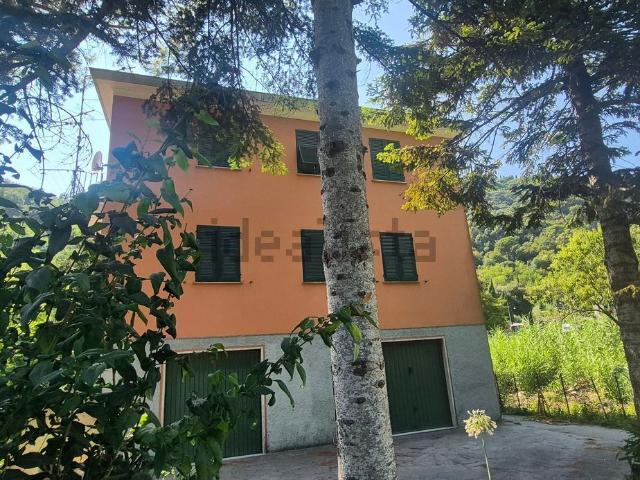 Appartamento in vendita di 94 m² in Via San Pietro, 80