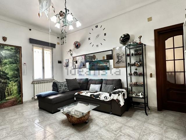 Appartamento in vendita di 94 m² in Via Savona, 6