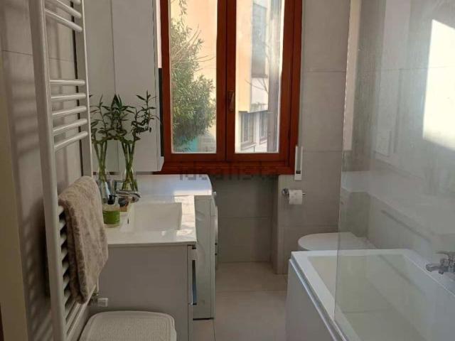 Appartamento in vendita di 94 m² in Viale Alcide de Gasperi