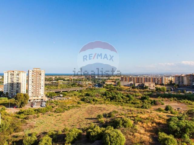 Appartamento in vendita di 94 m² in Viale Librino, 2