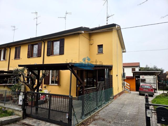 Appartamento in vendita di 94 m² in Viale Umberto I, 20