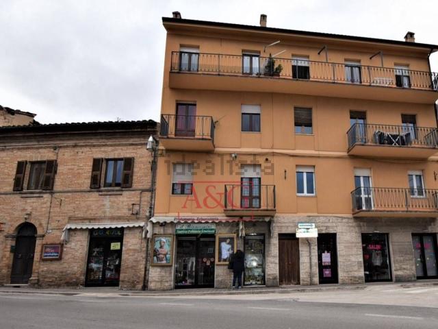 Appartamento in vendita di 95 m² in Borgo Giuseppe Garibaldi, 95