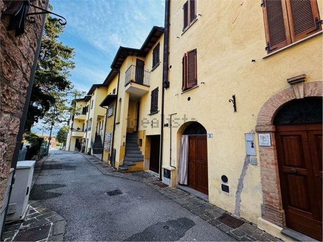 Appartamento in vendita di 95 m² in Frazione San Pellegrino, 13