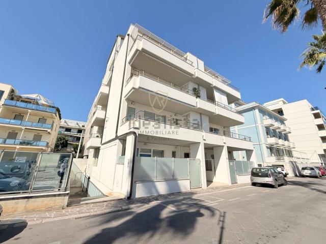 Appartamento in vendita di 95 m² in Lungomare John Fitzgerald Kennedy, 11