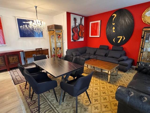 Appartamento in vendita di 95 m² in Largo Porta Altinia