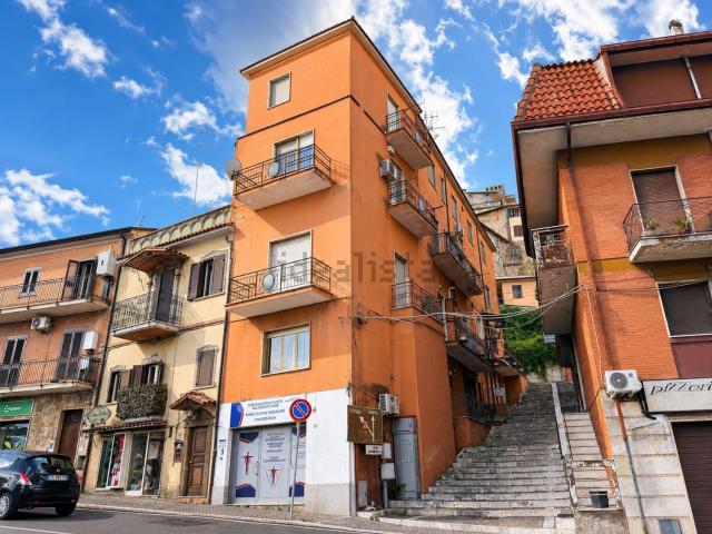 Appartamento in vendita di 95 m² in Piazza Berardi