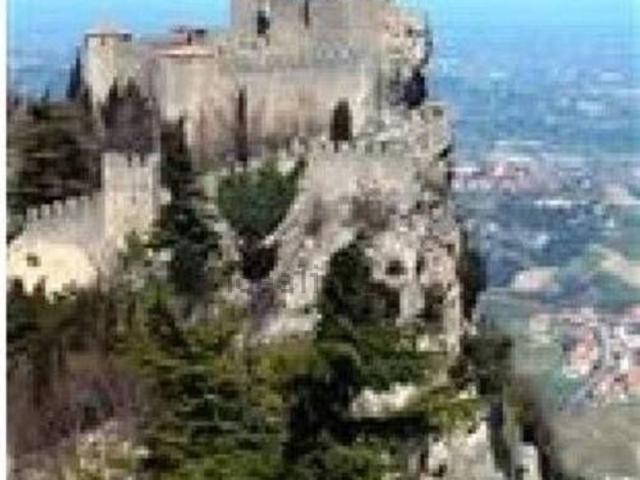 Appartamento in vendita di 95 m² in Piazza Brancaleoni, 3