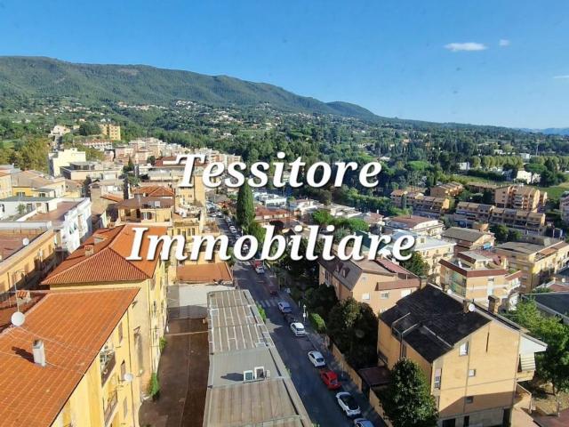 Appartamento in vendita di 95 m² in Piazza Cairoli