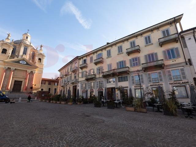 Appartamento in vendita di 95 m² in Piazza Cavour, 2