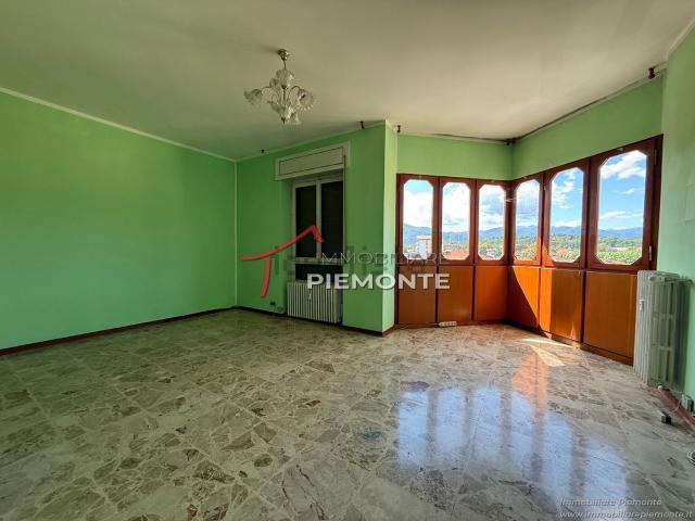 Appartamento in vendita di 95 m² in Piazza Ferrari Ardicini
