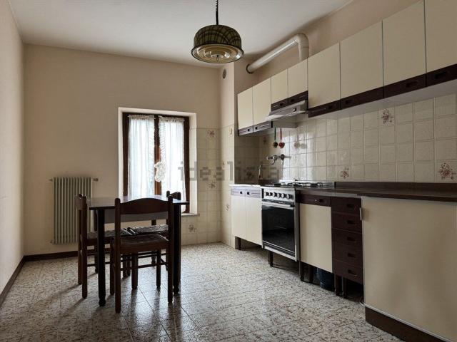 Appartamento in vendita di 95 m² in Piazzetta Umberto I°