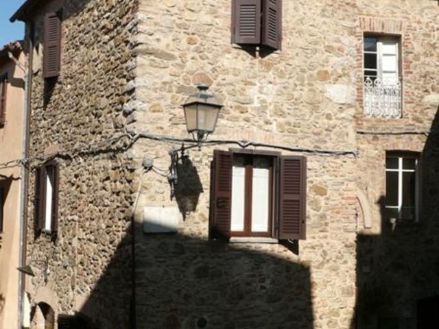 Appartamento in vendita di 95 m² in Piazzetta San Martino, 12