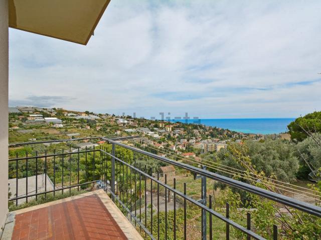 Appartamento in vendita di 95 m² in Strada San Lorenzo, 60