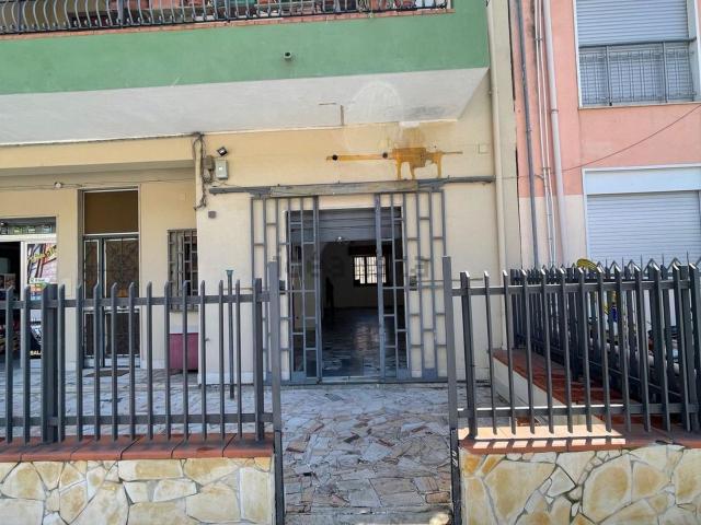 Appartamento in vendita di 95 m² in Strada Statale 114 Orientale Sicula, 65