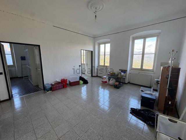 Appartamento in vendita di 95 m² in Strada Statale 1