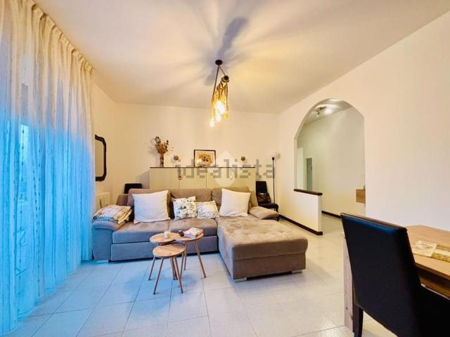 Appartamento in vendita di 95 m² in Strada Statale 35 dei Giovi, 18
