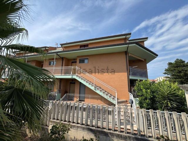 Appartamento in vendita di 95 m² in Via Termini, 3