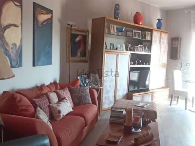 Appartamento in vendita di 100 m² in Via Terracina