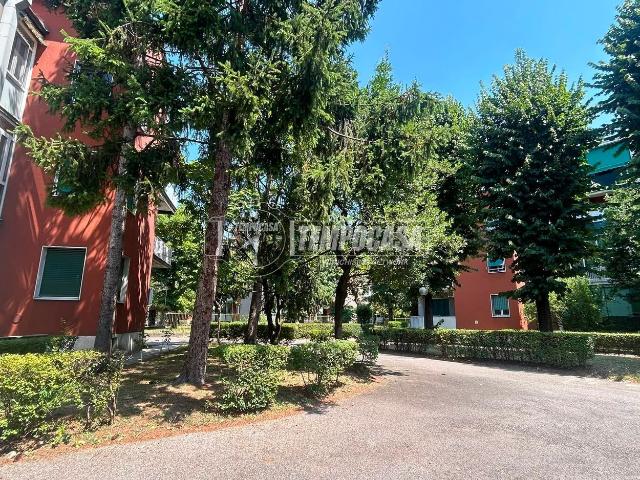 Appartamento in vendita di 95 m² in Via Tiziano, 5