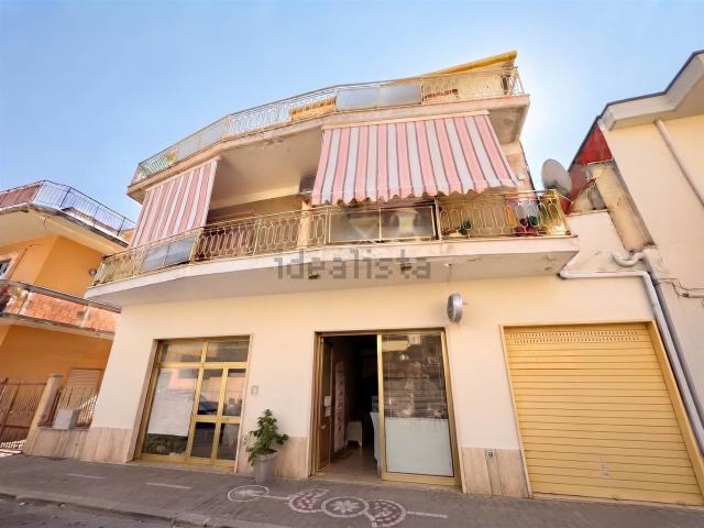Appartamento in vendita di 95 m² in Via Udine