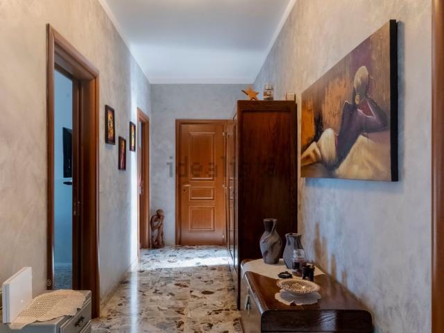 Appartamento in vendita di 95 m² in Via Umberto I °, 13
