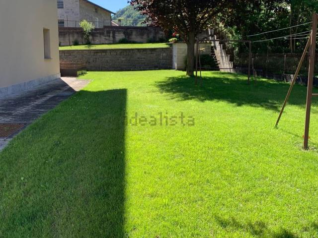 Appartamento in vendita di 95 m² in Via Valeriana, 29