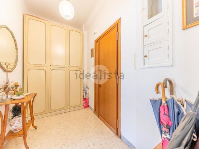 Appartamento in vendita di 95 m² in Via Valsassina, 34