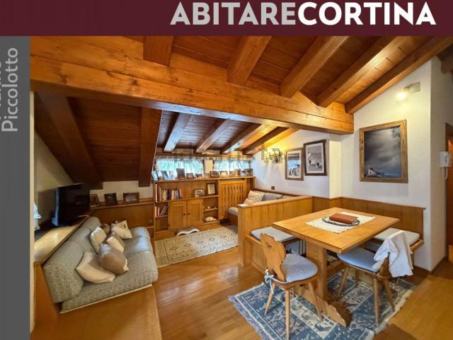 Appartamento in vendita di 95 m² in Via Varentin
