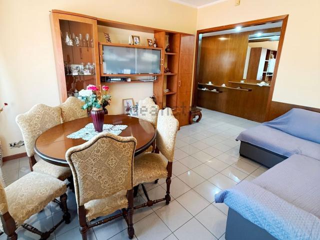 Appartamento in vendita di 95 m² in Via Vincenzo Monti