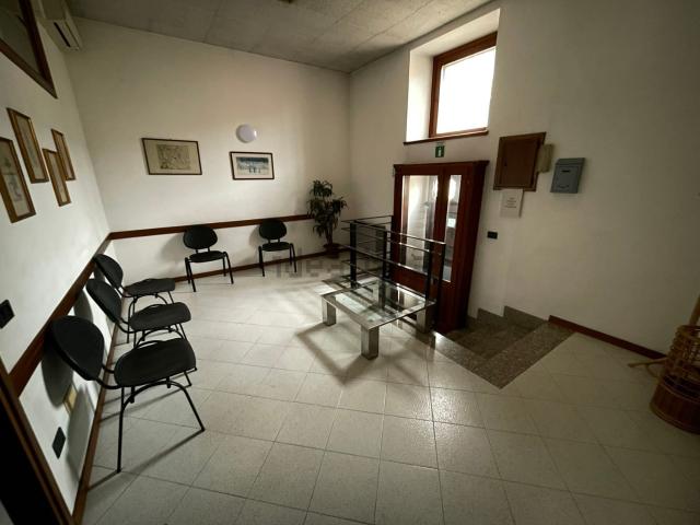 Appartamento in vendita di 95 m² in Via Vittorio Veneto